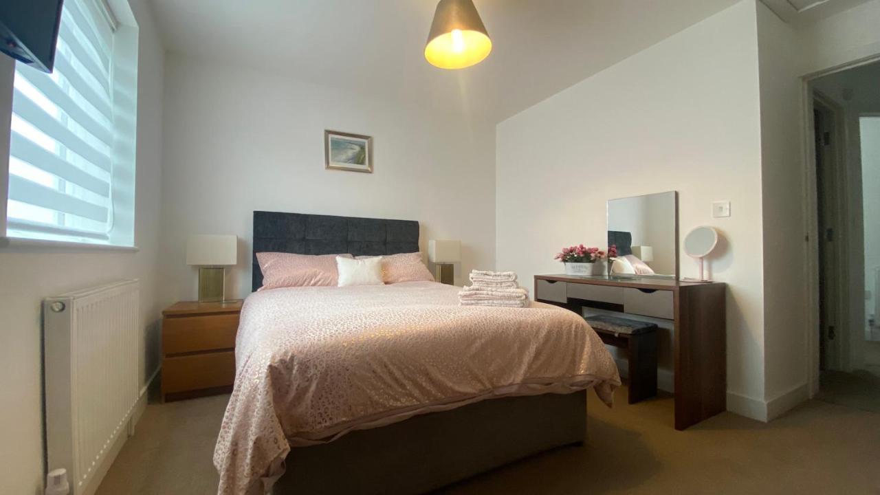 Comfy 2 Bed House Located At Wareham Train Station Villa Buitenkant foto