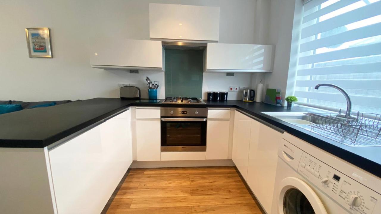 Comfy 2 Bed House Located At Wareham Train Station Villa Buitenkant foto