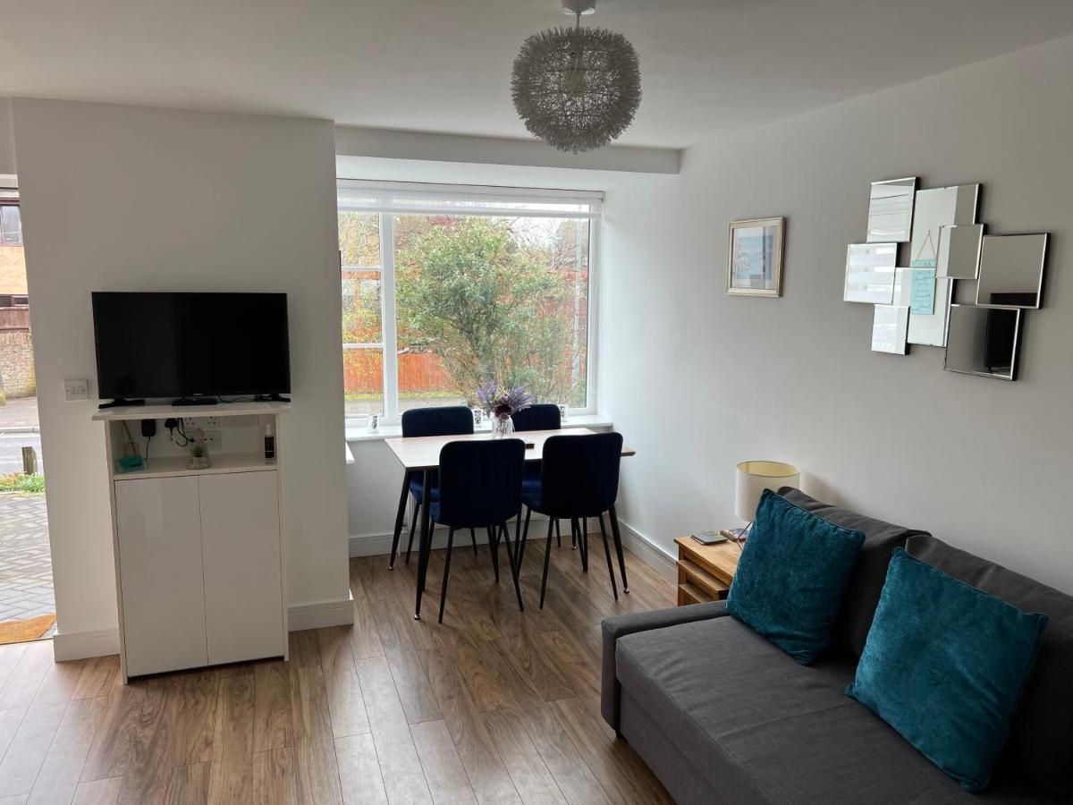 Comfy 2 Bed House Located At Wareham Train Station Villa Buitenkant foto
